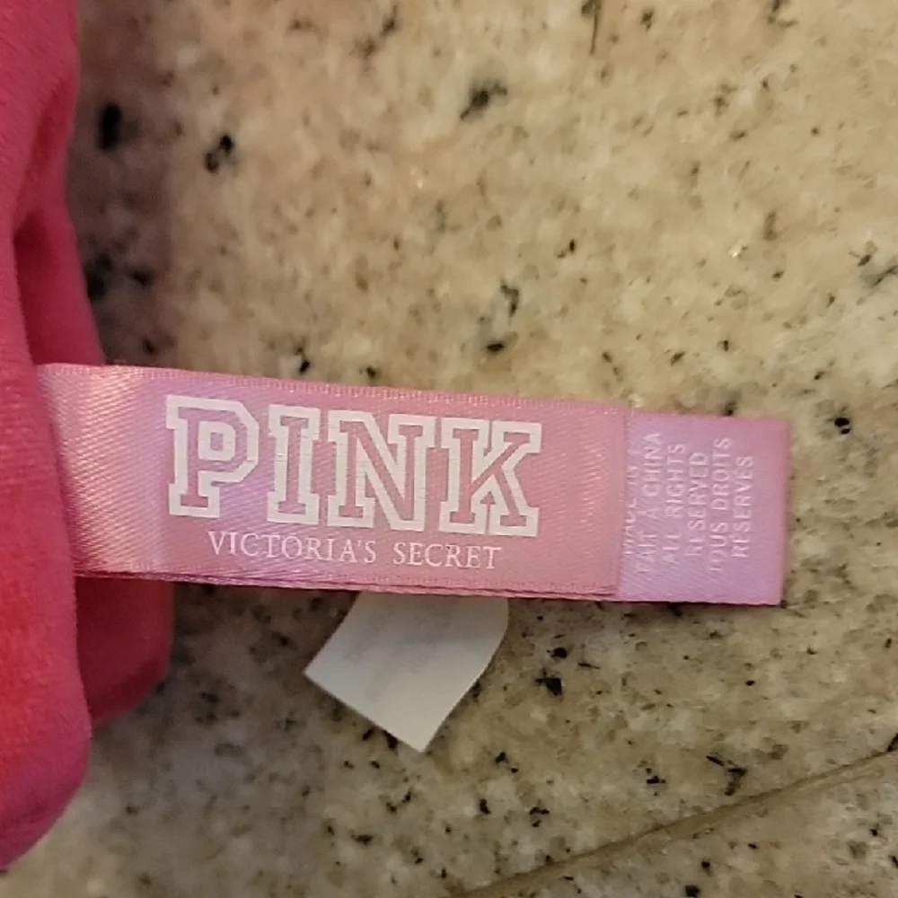 NWOT PINK Victoria's Secret Plush Puppy Dog Toy Vibrant Pink Love